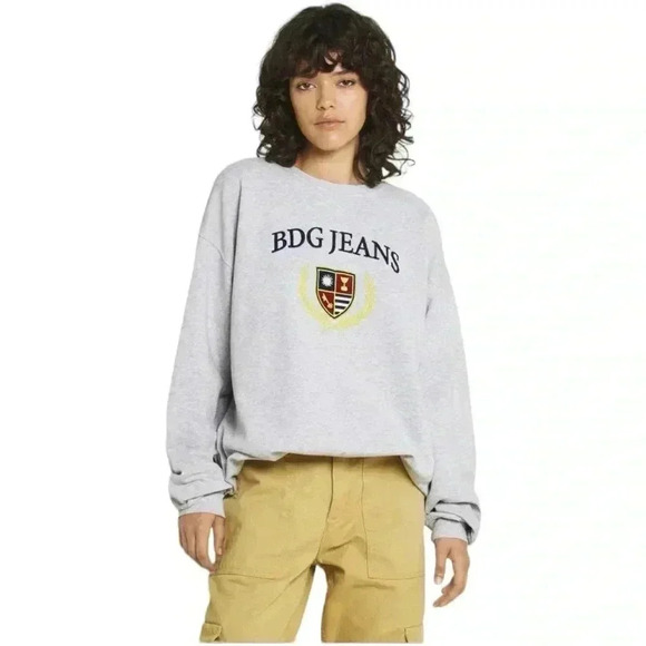 BDG Urban Outfitters Gray Oversized Pullover Sweatshirt with Embroidered Crest - Picture 10 of 10